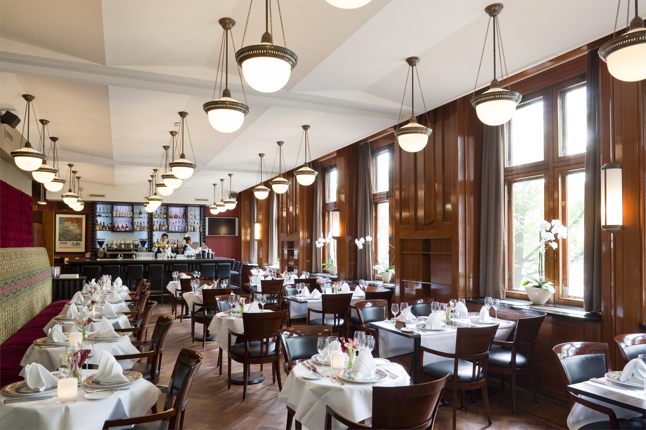 Grand Hotel Amrath Амстердам Екстериор снимка The Long Room