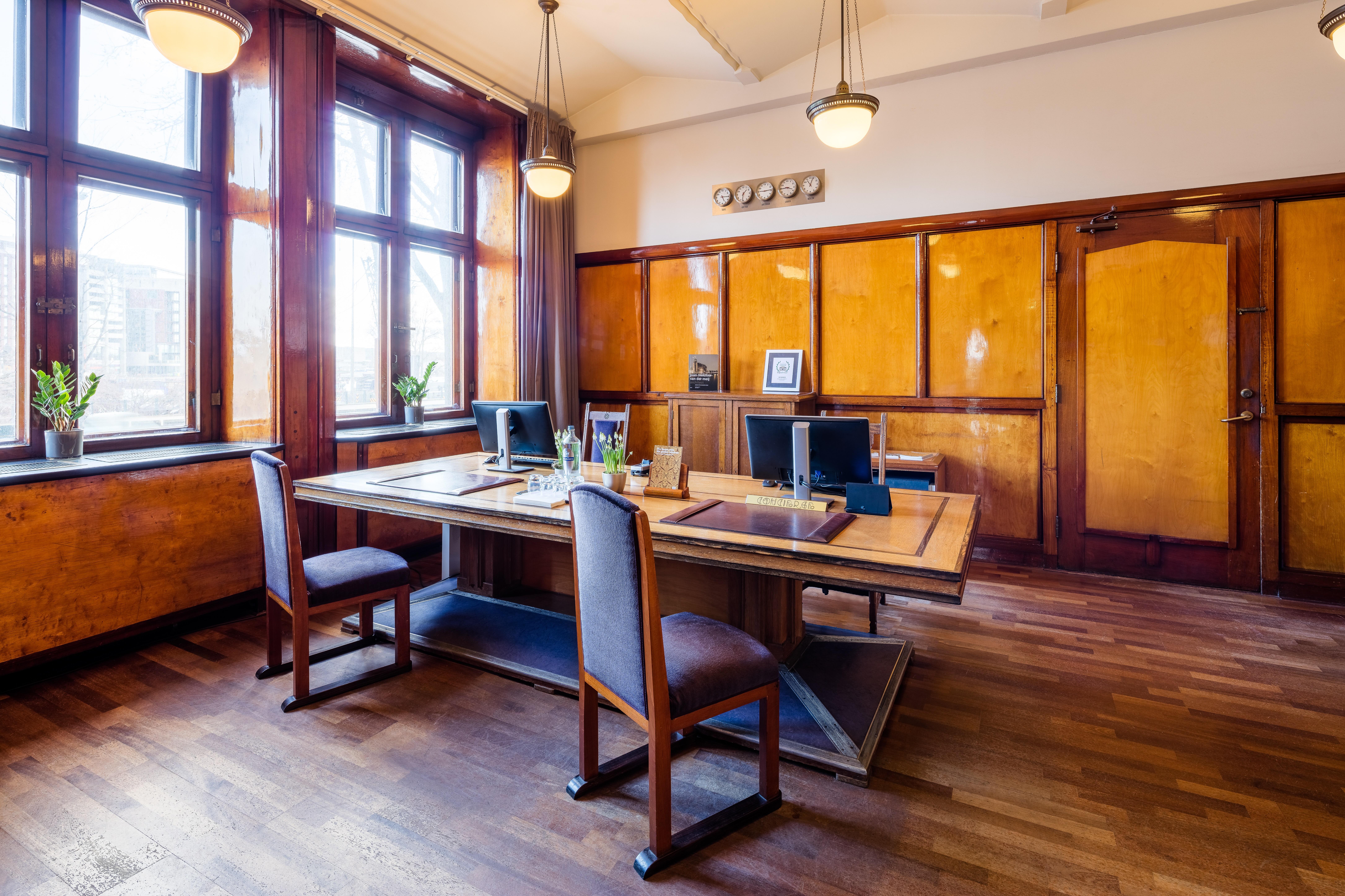 Grand Hotel Amrath Амстердам Екстериор снимка The office of the Mayor of the City of Amsterdam