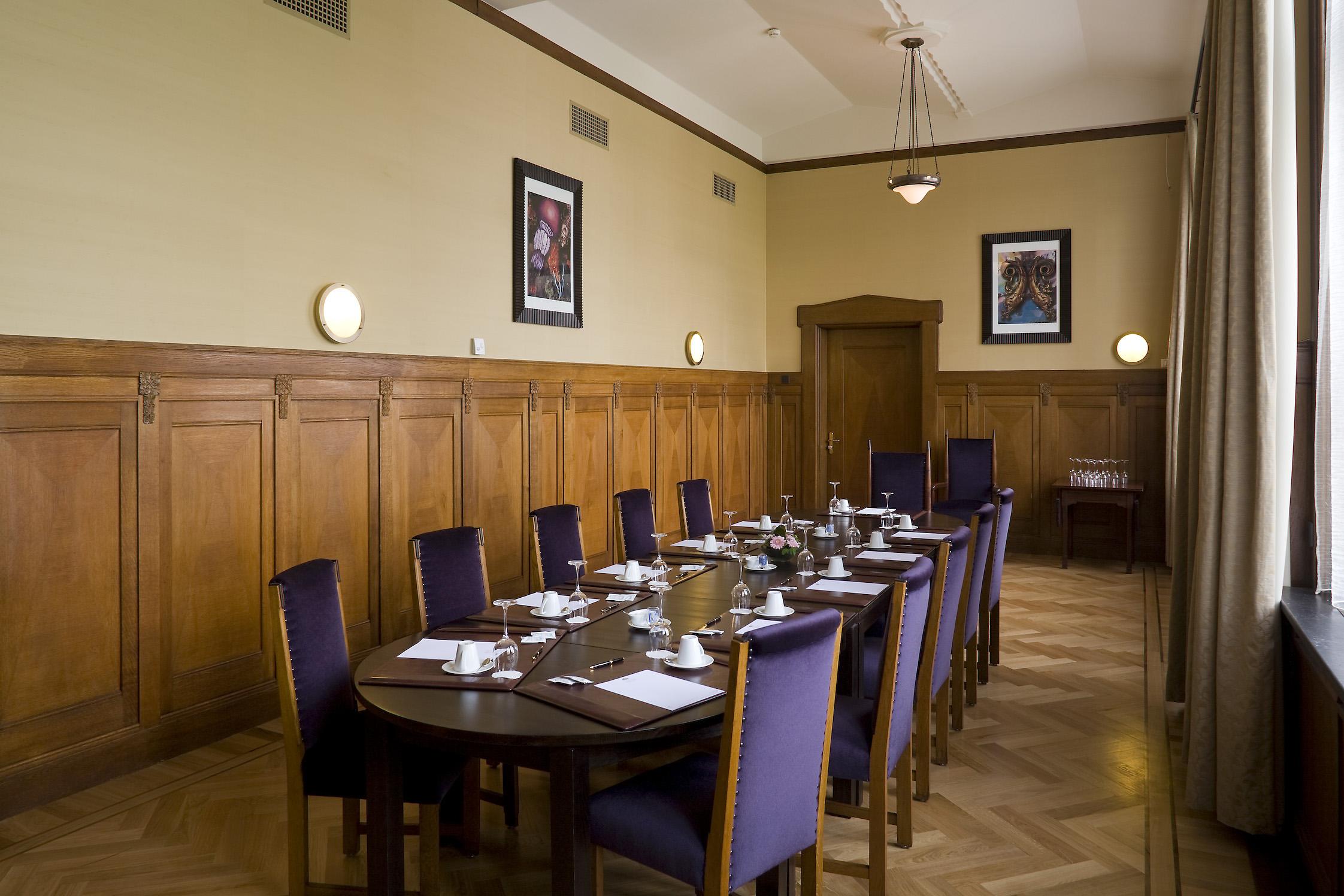 Grand Hotel Amrath Амстердам Екстериор снимка The Boardroom