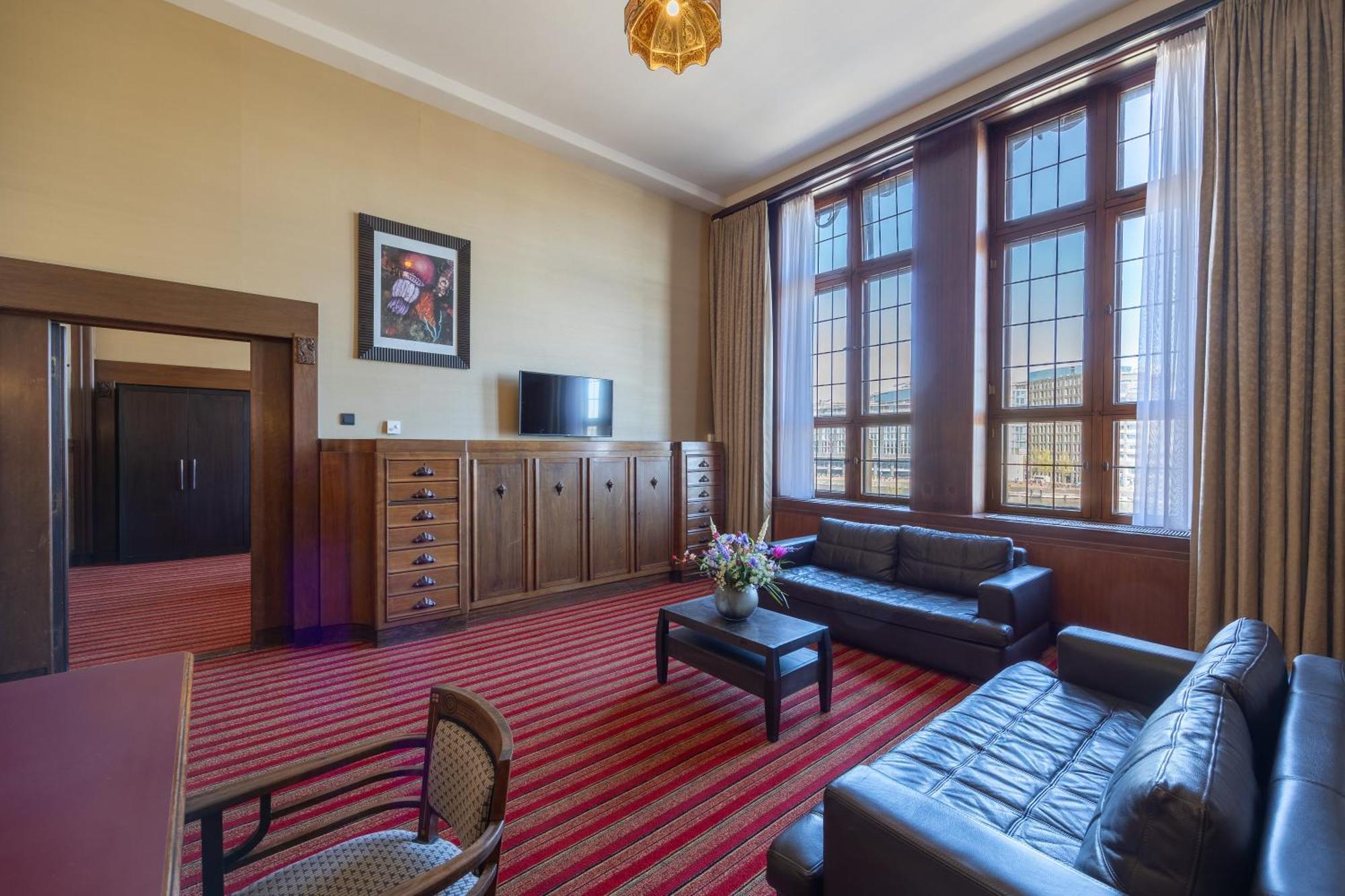Grand Hotel Amrath Амстердам Екстериор снимка Suite